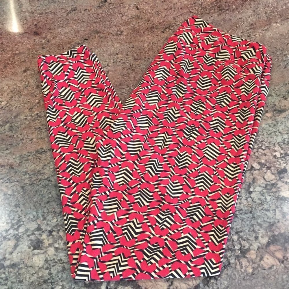 TC NWOT LuLaRoe Leggings BB11 4581